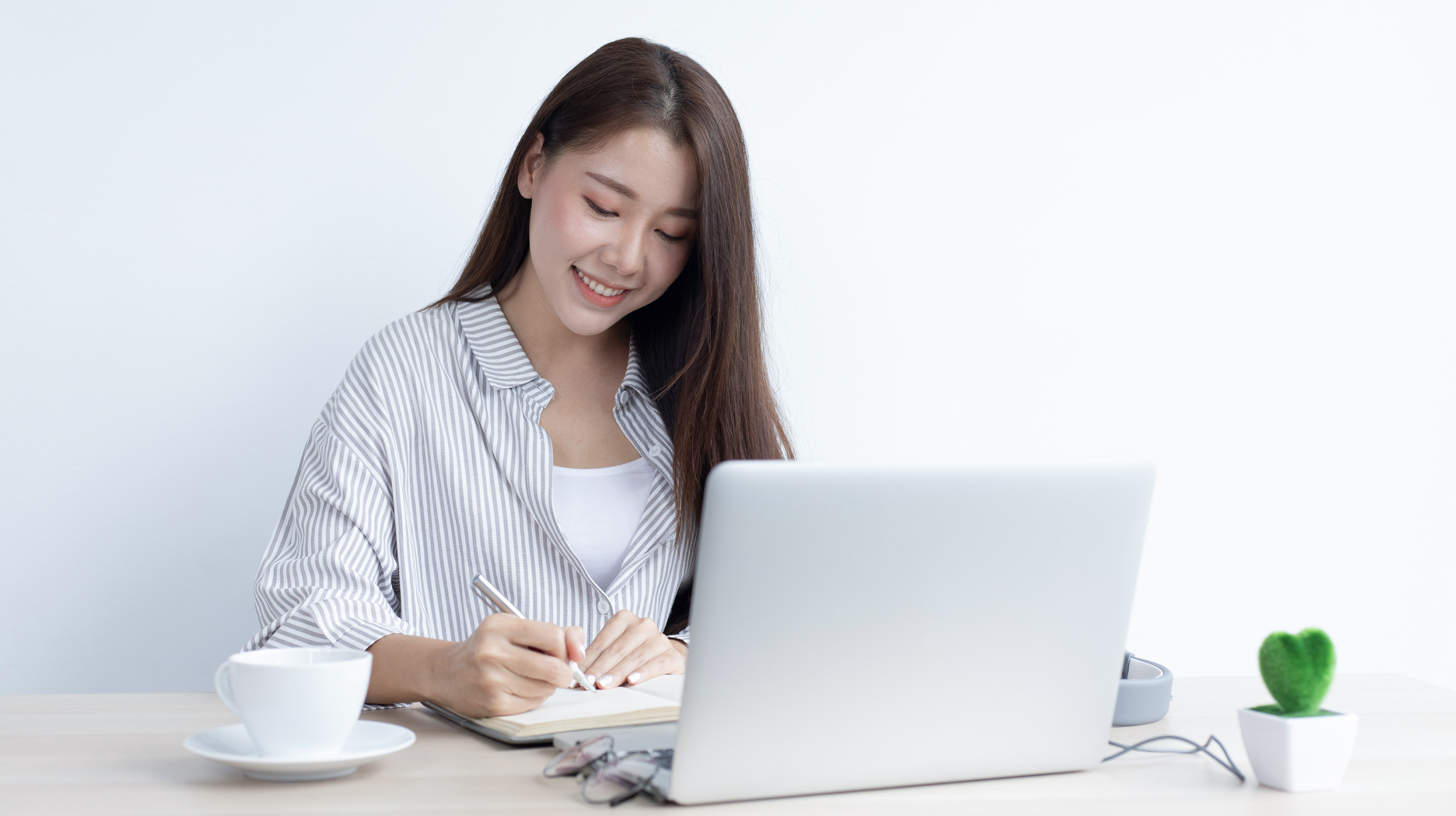 woman using a laptop